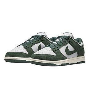 Nike Shoes Dunk Low Women’s Size 8 Vintage Green